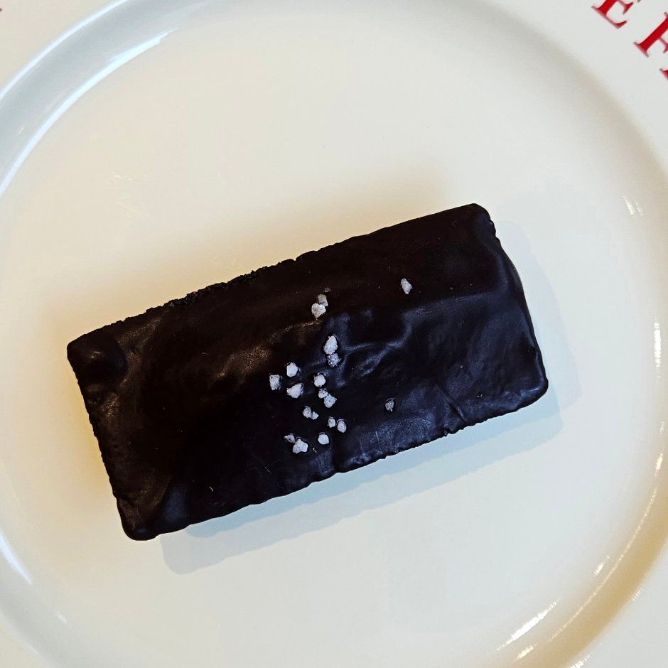소금초코 휘낭시에