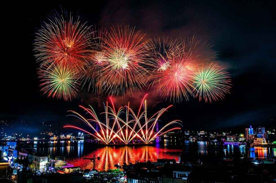여수밤바다 불꽃축제 포스터 · 광주 축제