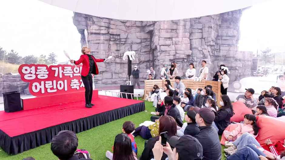 가족의 달 어린이 축제 포스터 · 인천 축제