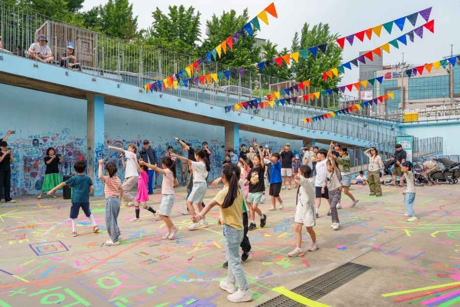 어린이·가족 예술축제 <톡톡>