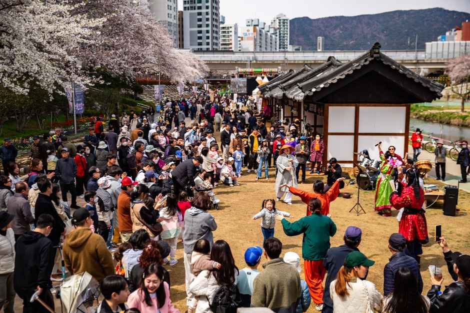 연제고분판타지축제 참고 이미지 2