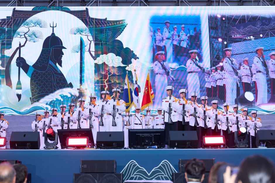아산 성웅 이순신축제 포스터 · 충남 축제