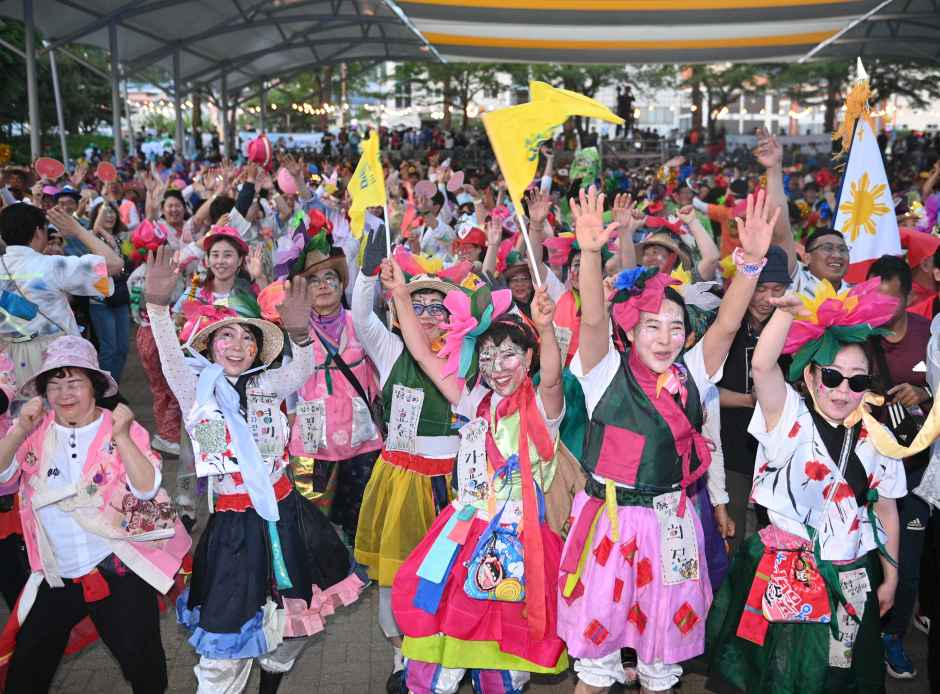 음성품바축제 참고 이미지 3