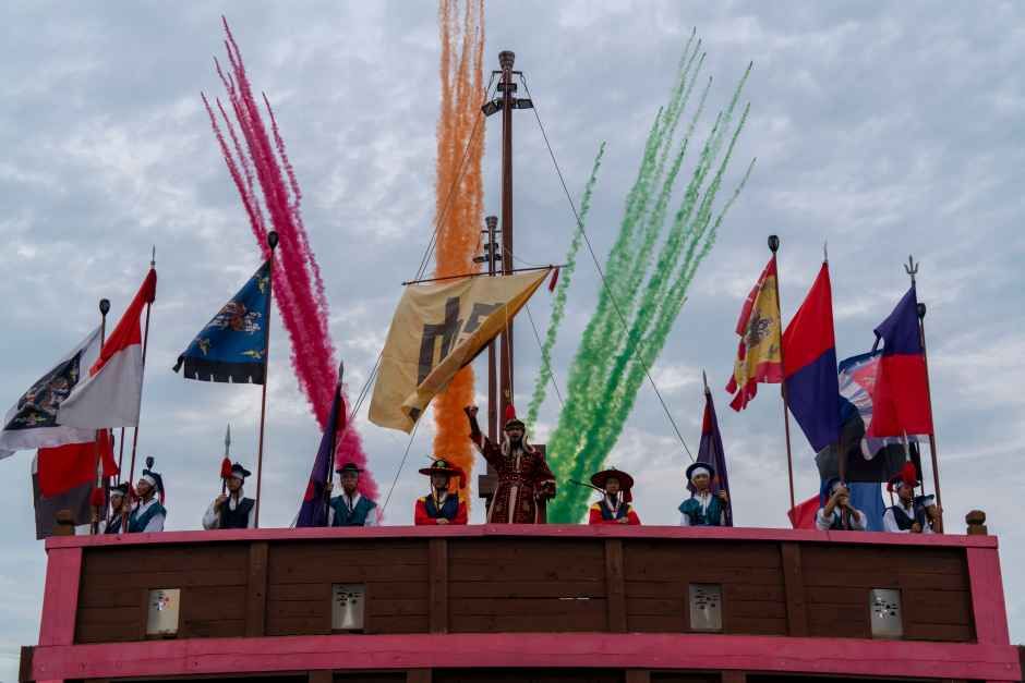 통영한산대첩축제 포스터 · 경남 축제