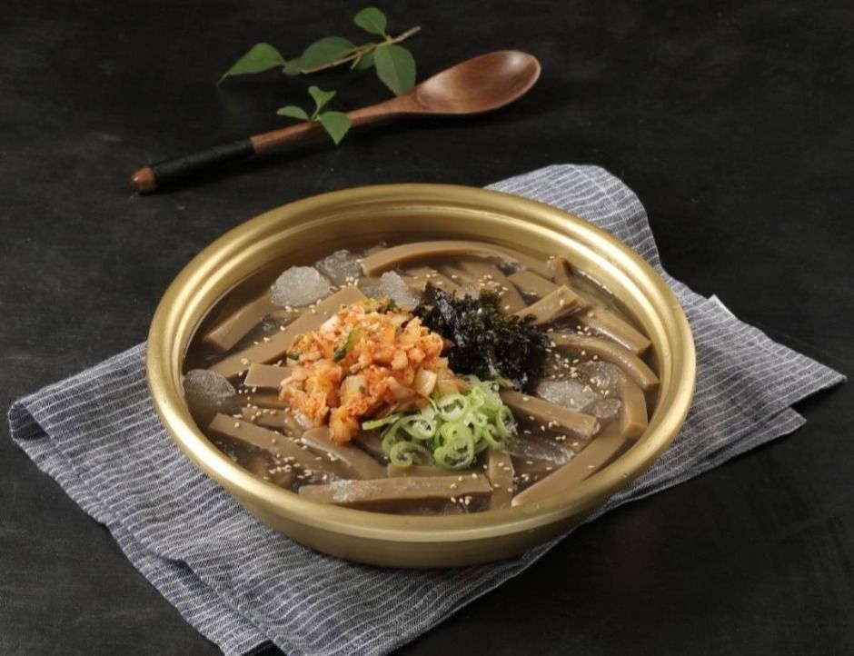 살얼음 김치묵사발