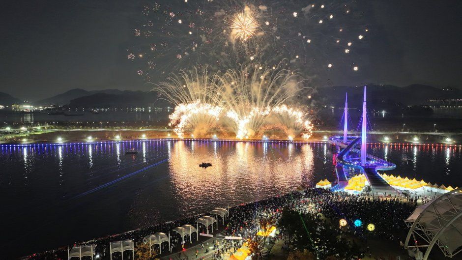 2026 마산가고파국화축제 (2).jpg