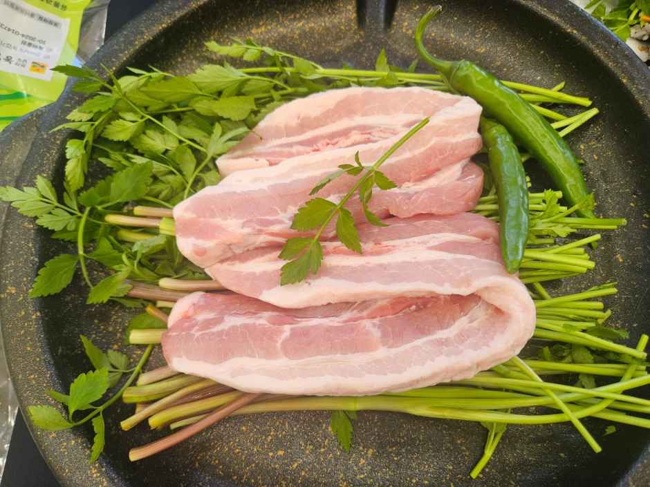 녹차미나리 삼겹살